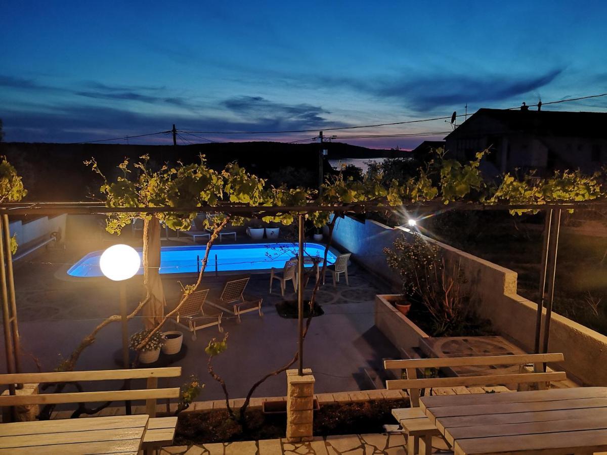 Casa Surya - Apartments With Sea View And Swimming Pool Barbat na Rabu Exteriör bild