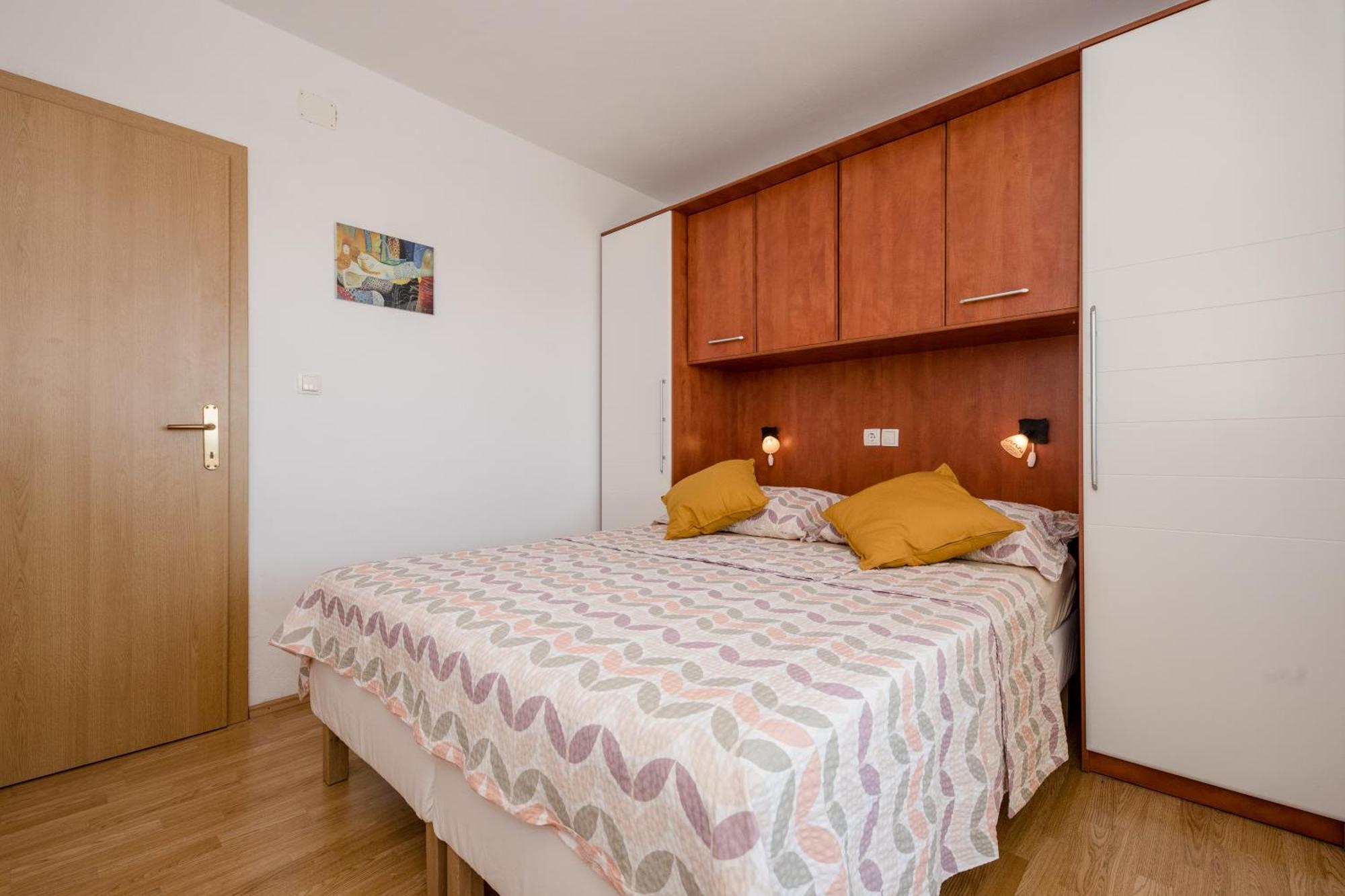 Casa Surya - Apartments With Sea View And Swimming Pool Barbat na Rabu Exteriör bild
