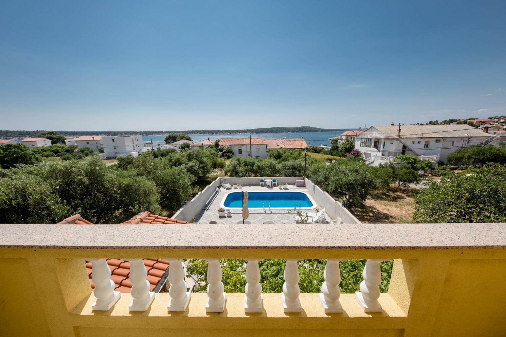 Casa Surya - Apartments With Sea View And Swimming Pool Barbat na Rabu Exteriör bild
